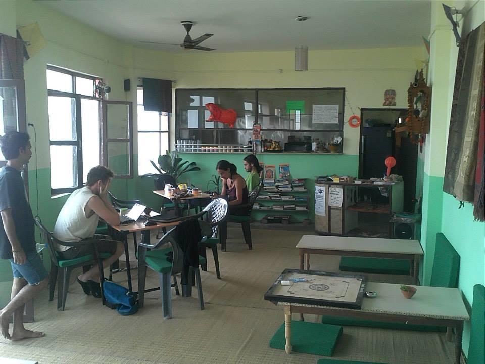 Ganga Paying Guest House Varanasi Exterior foto