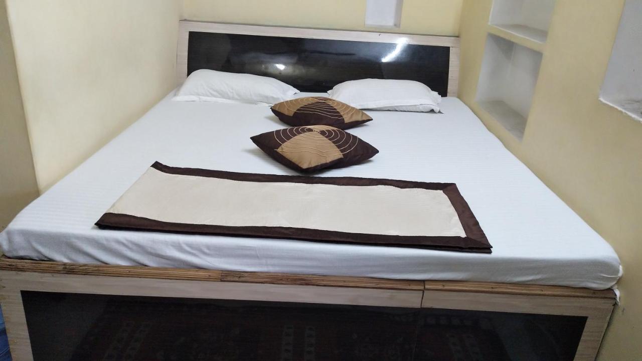 Ganga Paying Guest House Varanasi Exterior foto